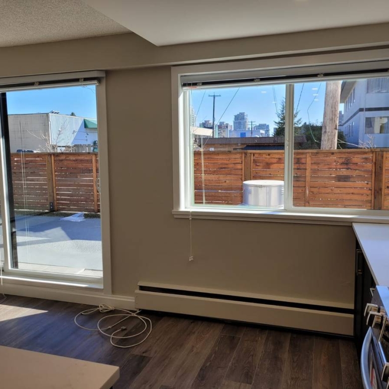2 Bedroom 1 Bathroom Unit With 900 sqft Private Patio With Laundry