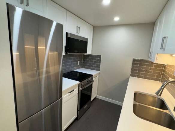  Cat Friendly 1 Bedroom With Laundry In The West End
