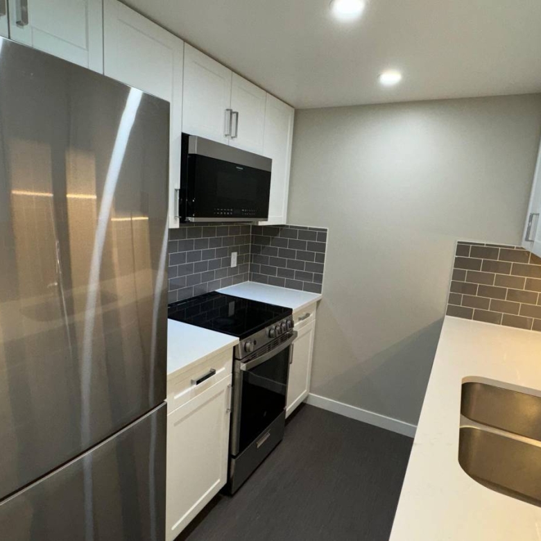  Cat Friendly 1 Bedroom With Laundry In The West End