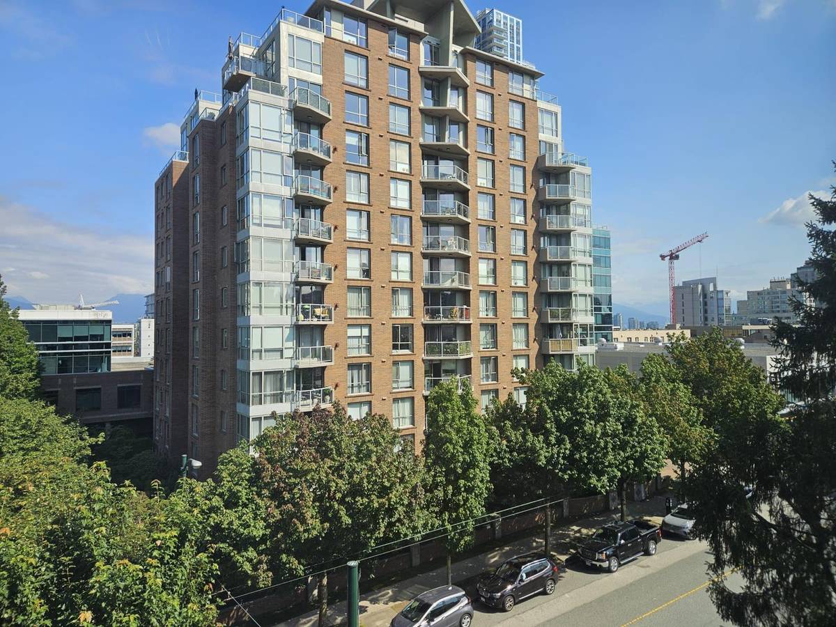 Pet Friendly 1 Bedroom With Laundry In South Granville