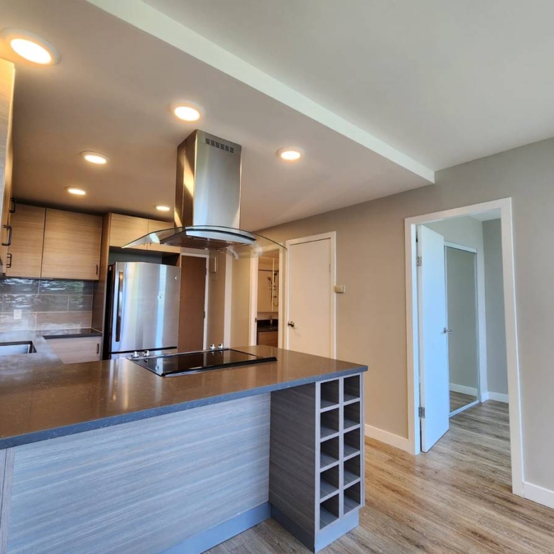 Pet Friendly 1 Bedroom With Laundry In South Granville
