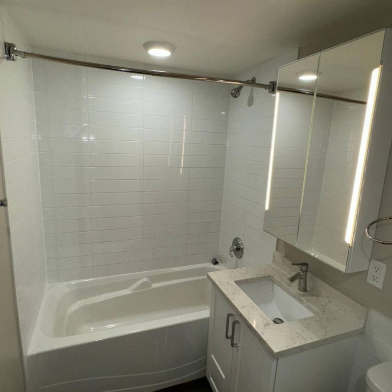  Cat Friendly 1 Bedroom With Laundry In The West End
