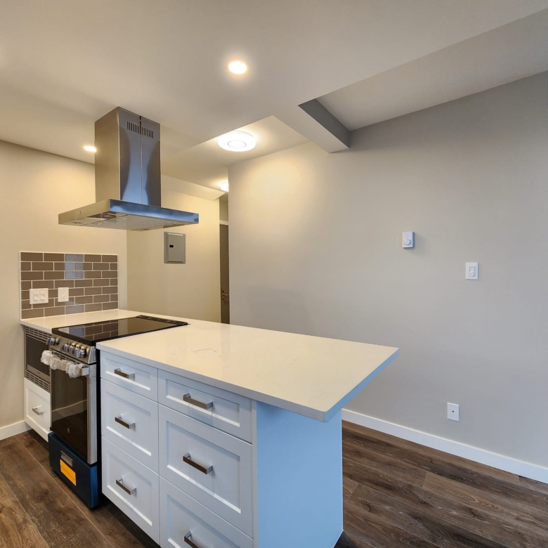 Renovated Pet-Friendly Studio With Laundry Close To Main Street