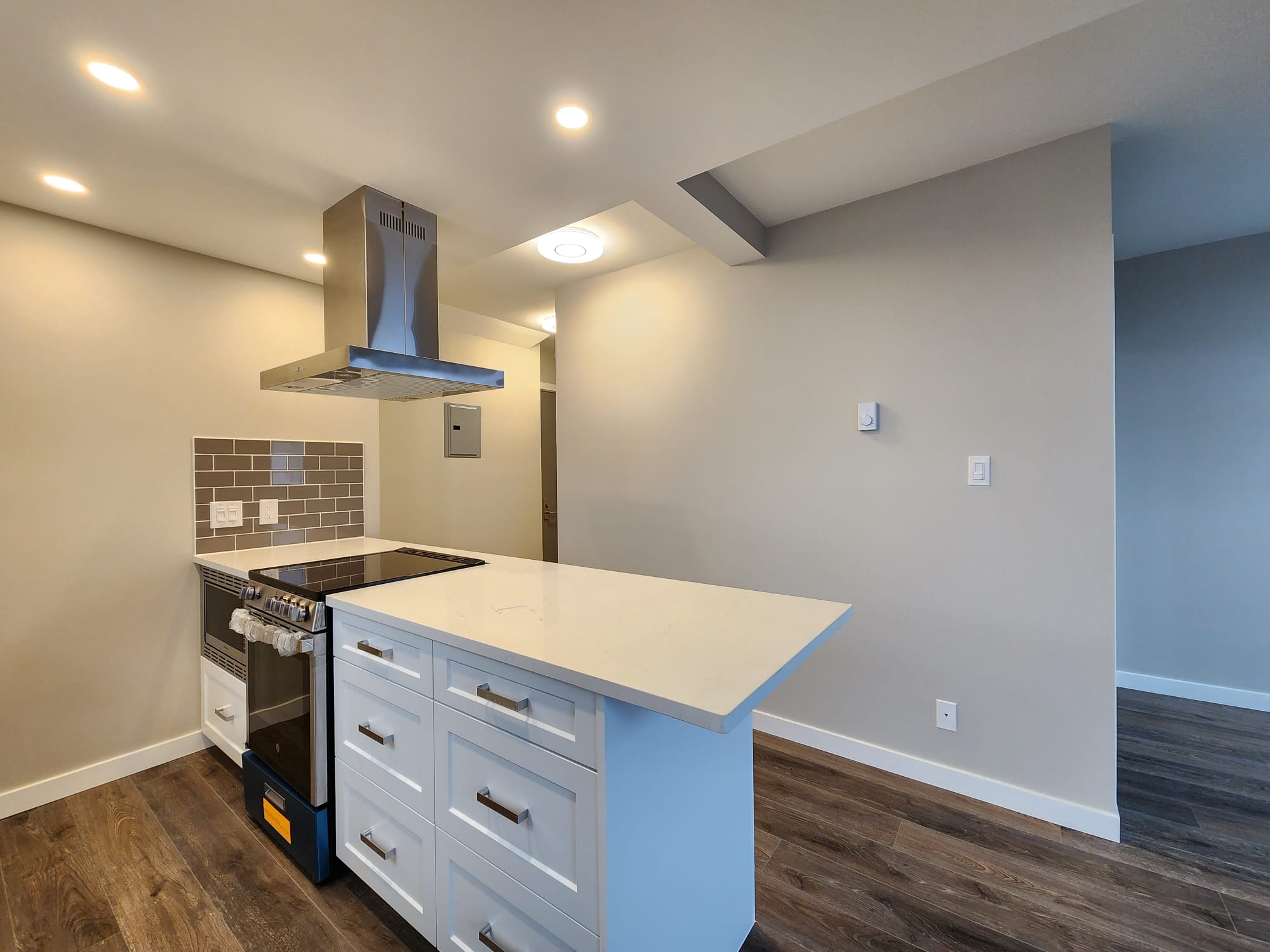 Renovated Pet-Friendly Studio With Laundry Close To Main Street