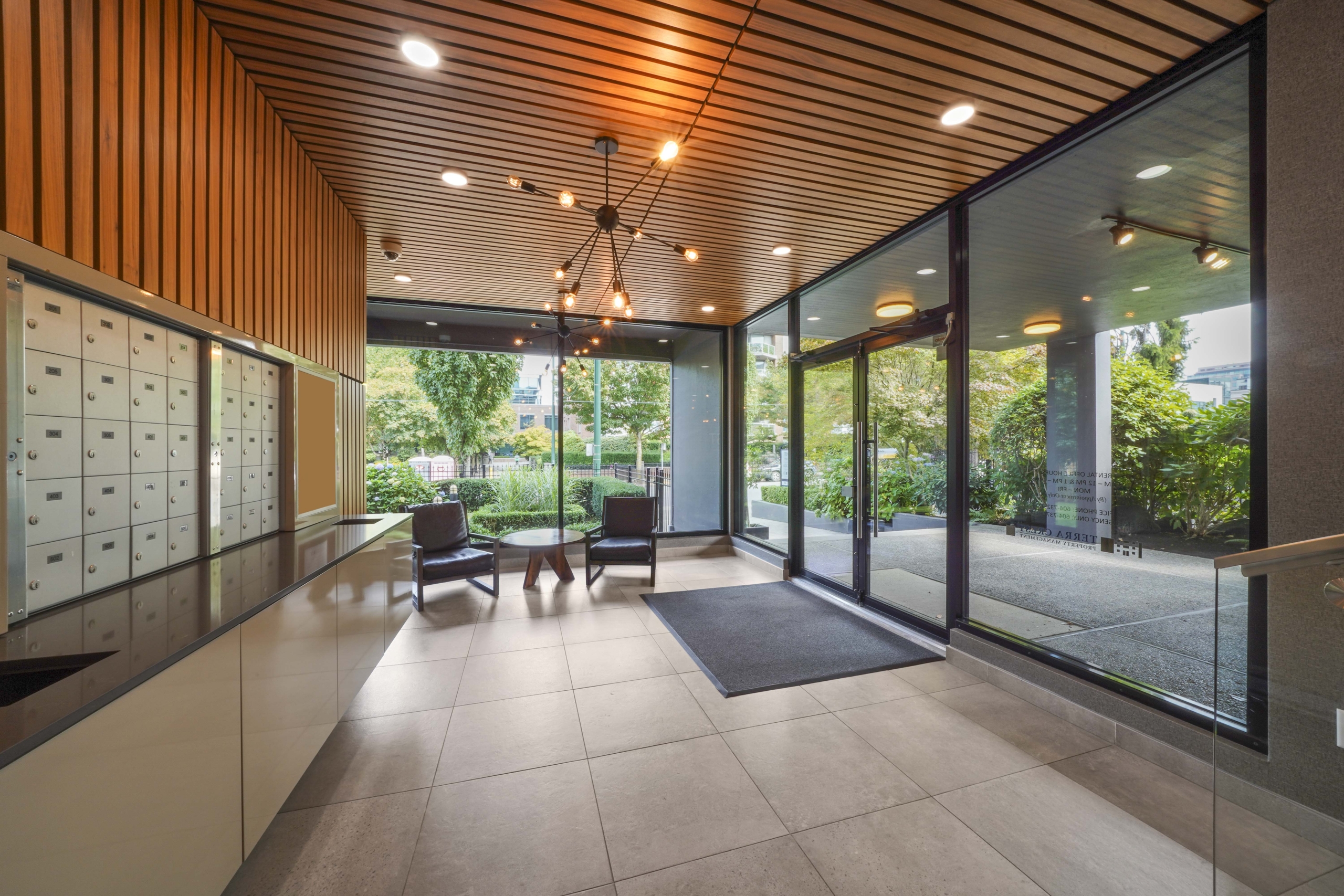 Pet Friendly 1 Bedroom 530 sqft Unit In South Granville