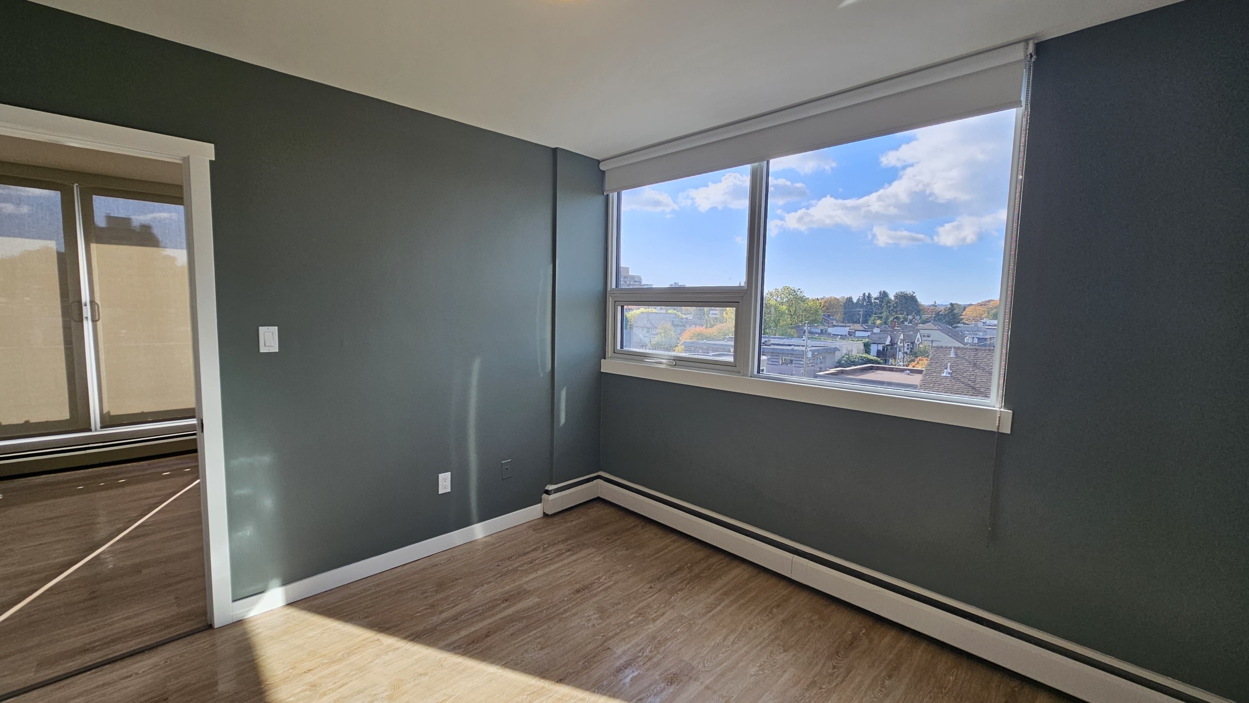 Pet Friendly 1 Bedroom 530 sqft Unit In South Granville