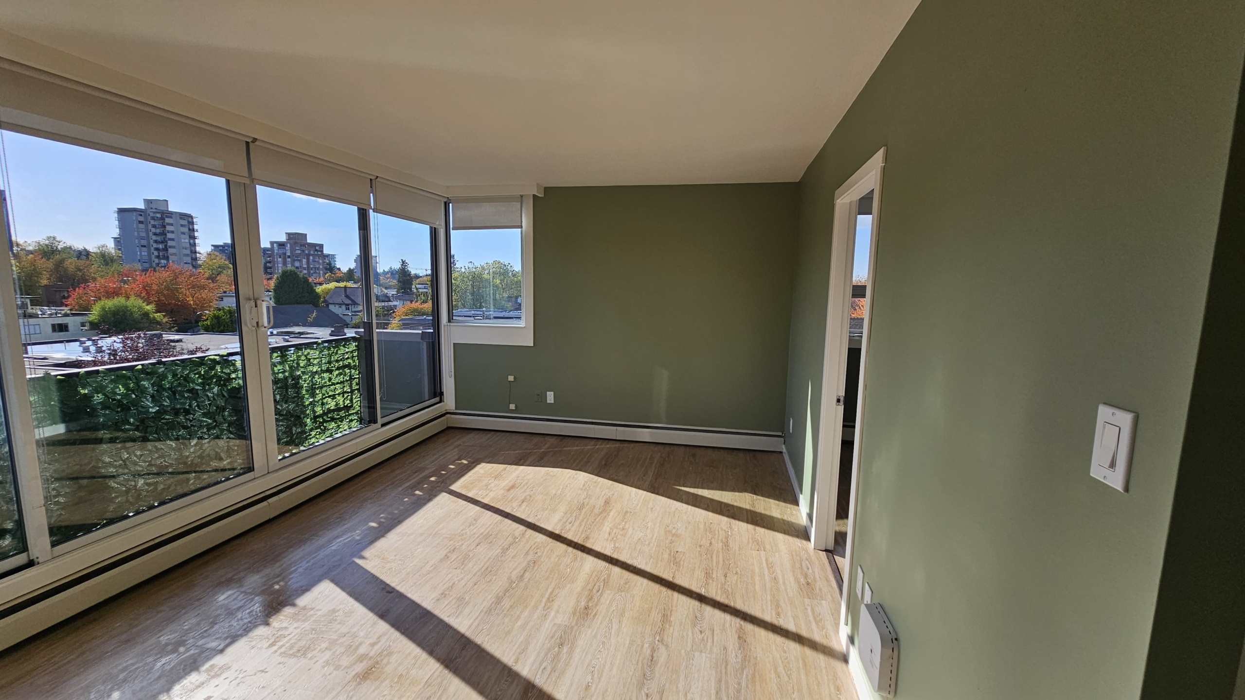 Pet Friendly 1 Bedroom 530 sqft Unit In South Granville