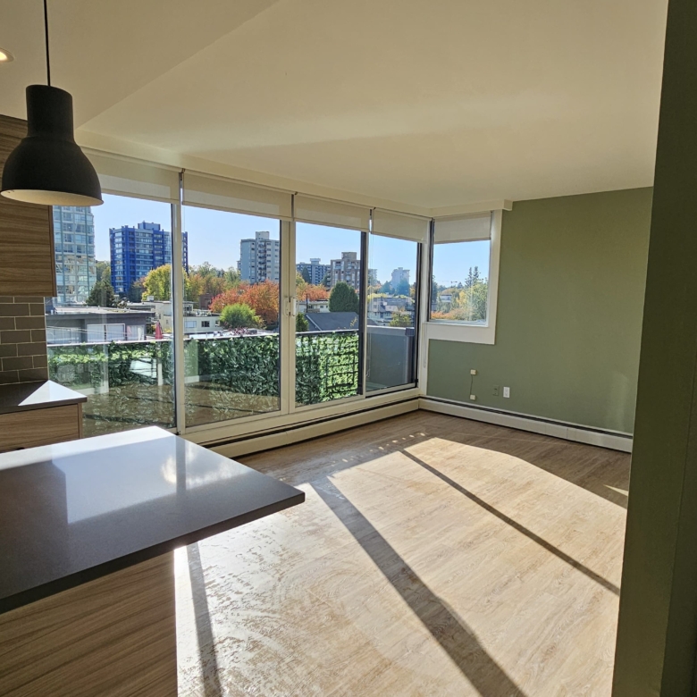 Pet Friendly 1 Bedroom 530 sqft Unit In South Granville