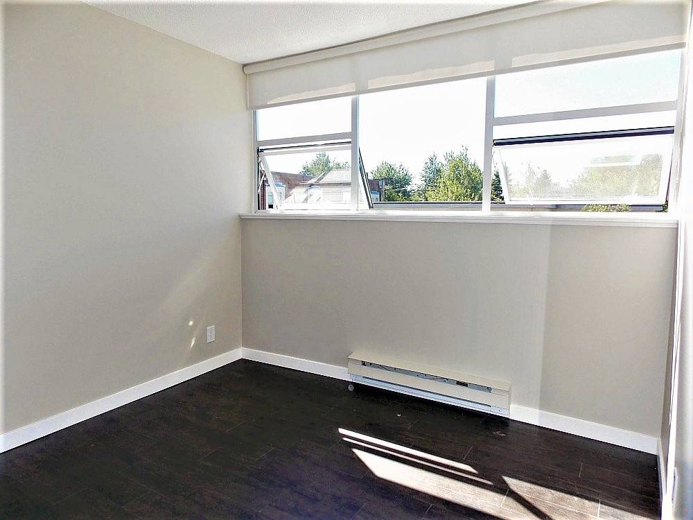Pet Friendly 1 Bedroom Unit In Mount Pleasant