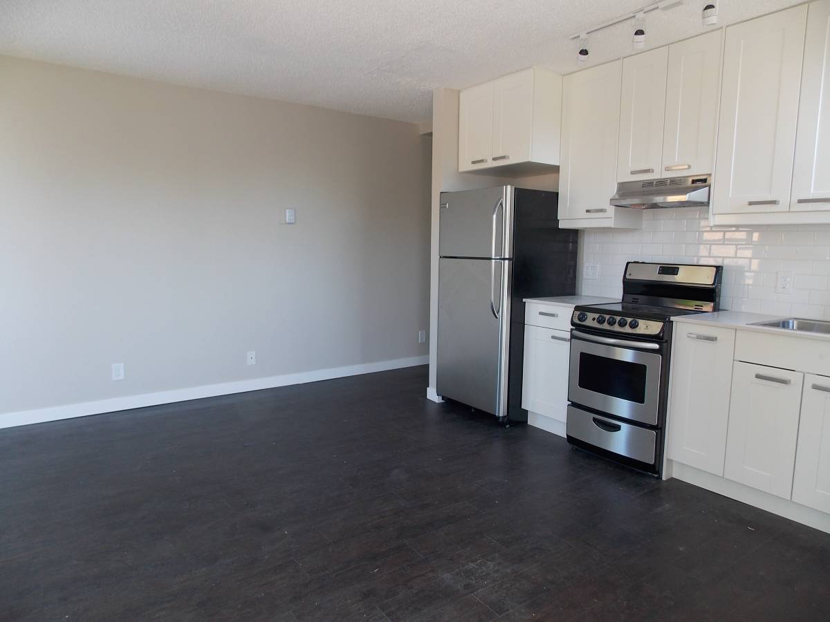 Pet Friendly 1 Bedroom Unit In Mount Pleasant