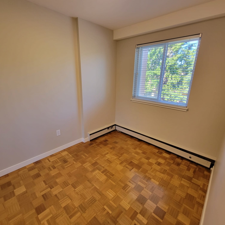 Bright Pet Friendly 1 Bedroom Unit In Fairview 