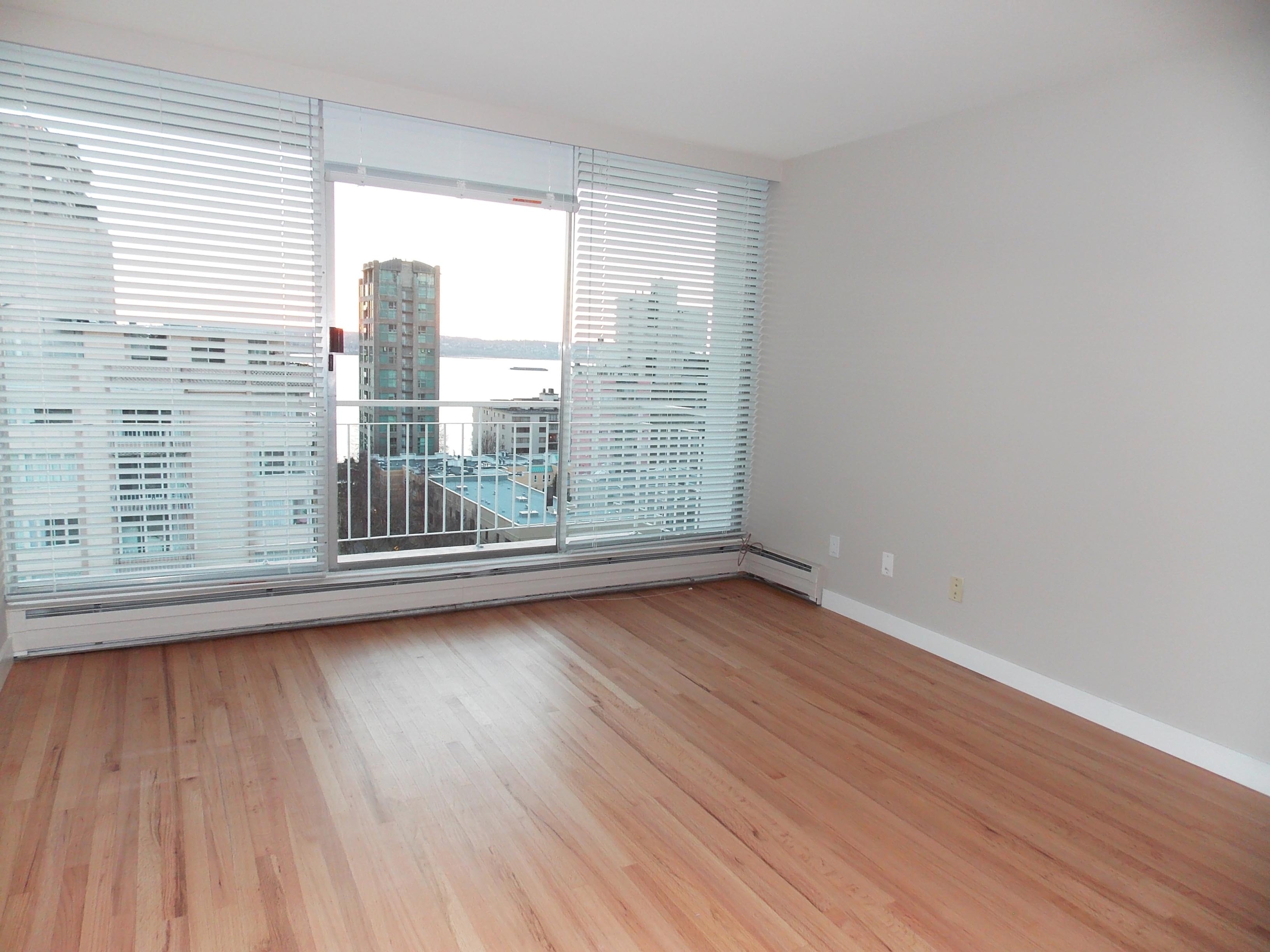  1 Bedroom Pet Friendly Penthouse Unit With Stunning Ocean Views