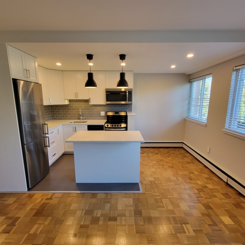 Bright Pet Friendly 1 Bedroom Unit In Fairview 