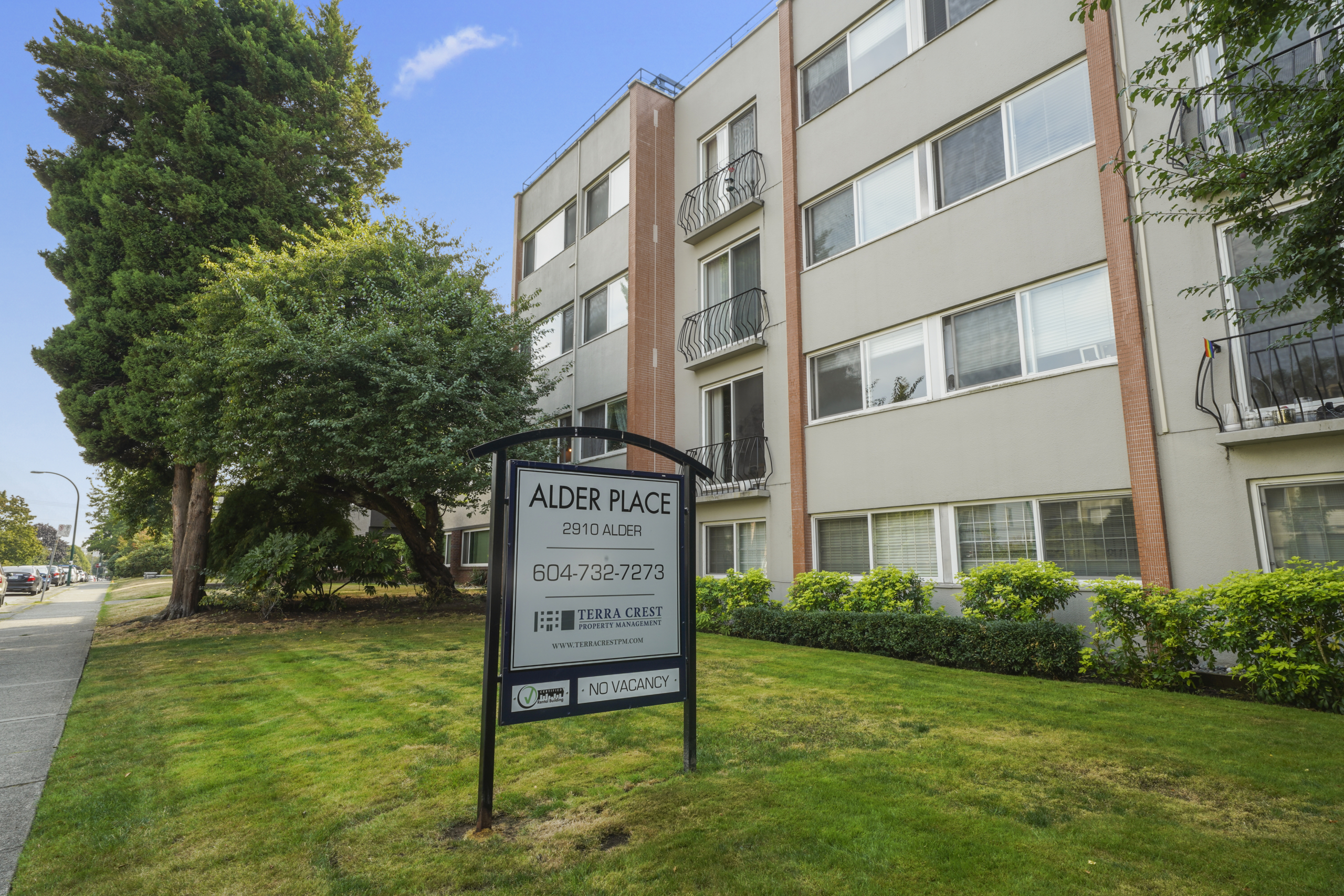Bright Pet Friendly 1 Bedroom Unit In Fairview