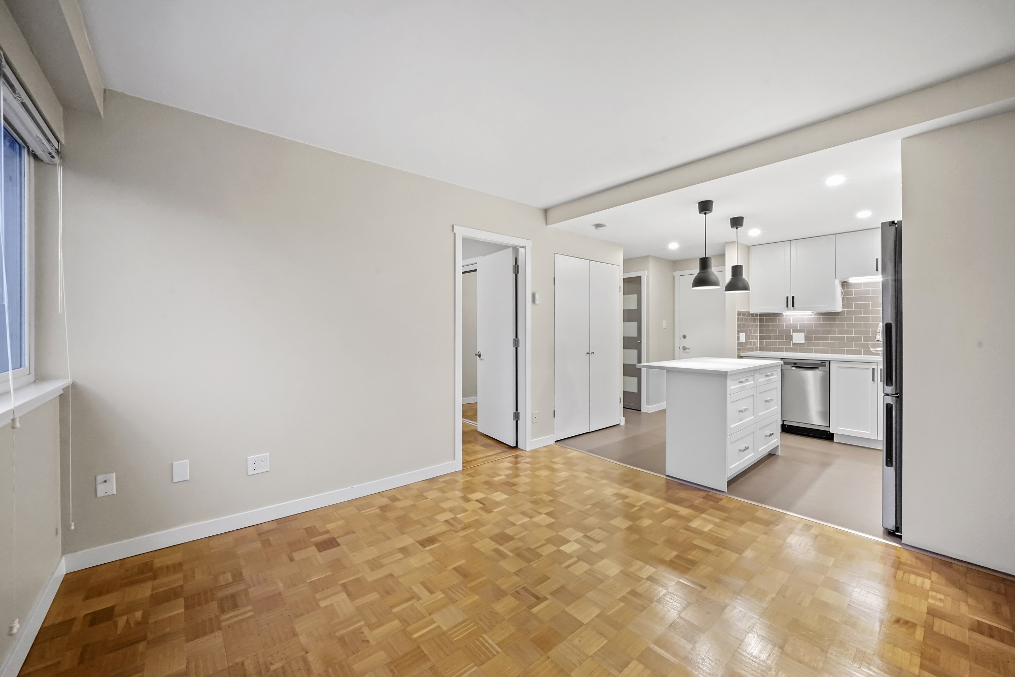 Bright Pet Friendly 1 Bedroom Unit In Fairview