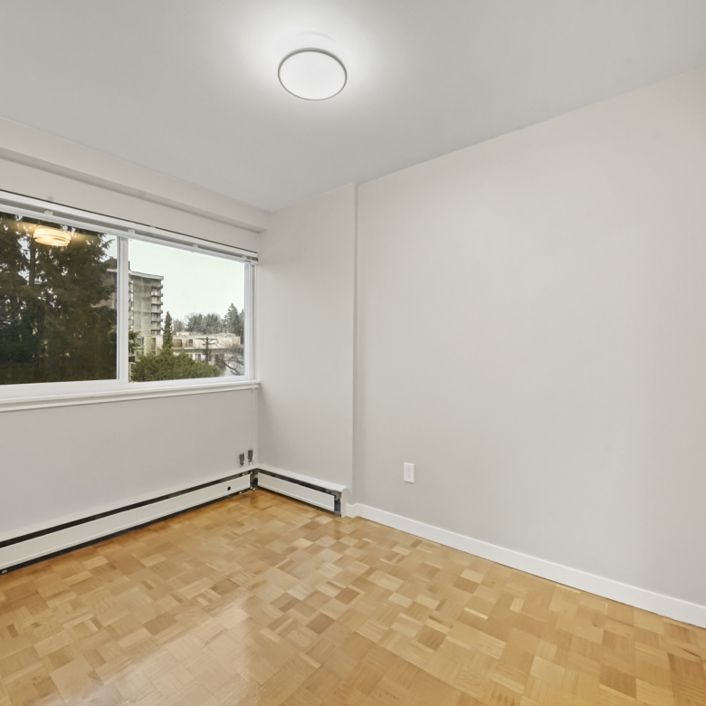 Bright Pet Friendly 1 Bedroom Unit In Fairview