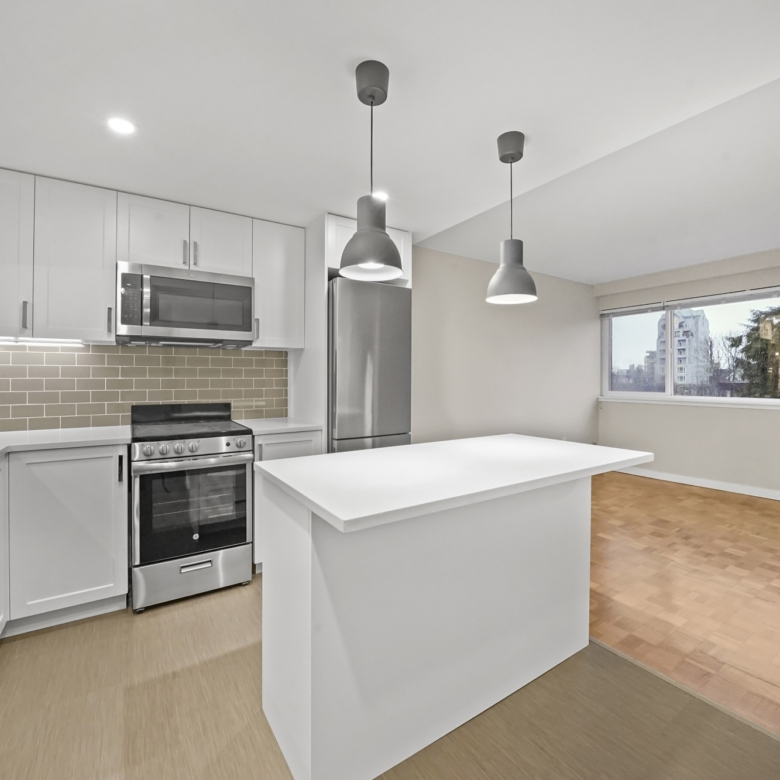 Bright Pet Friendly 1 Bedroom Unit In Fairview