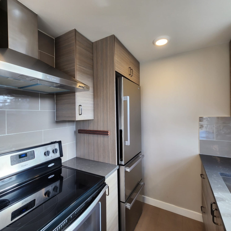 Pet Friendly 1 Bedroom Unit In South Granville