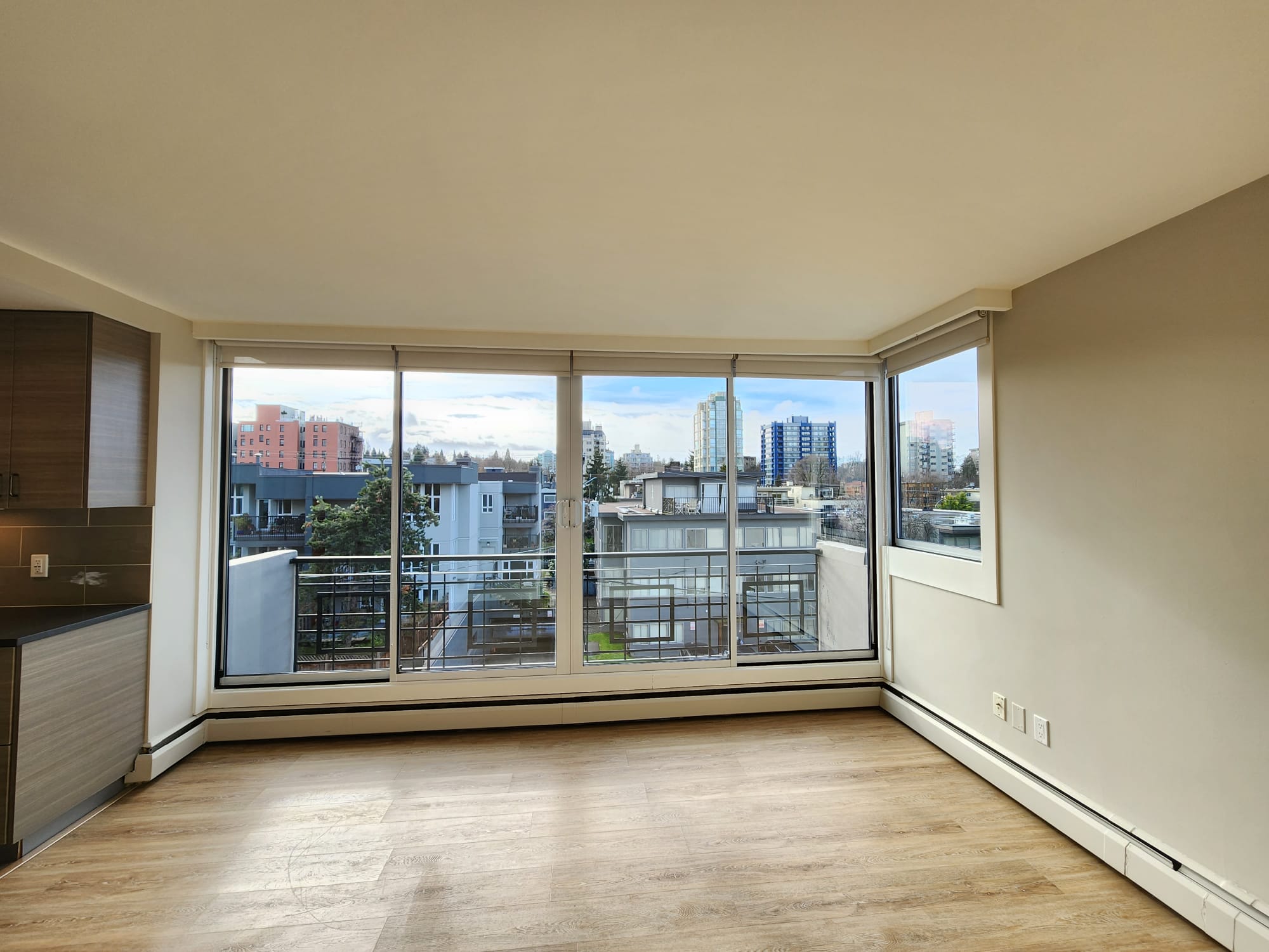 Pet Friendly 1 Bedroom Unit In South Granville