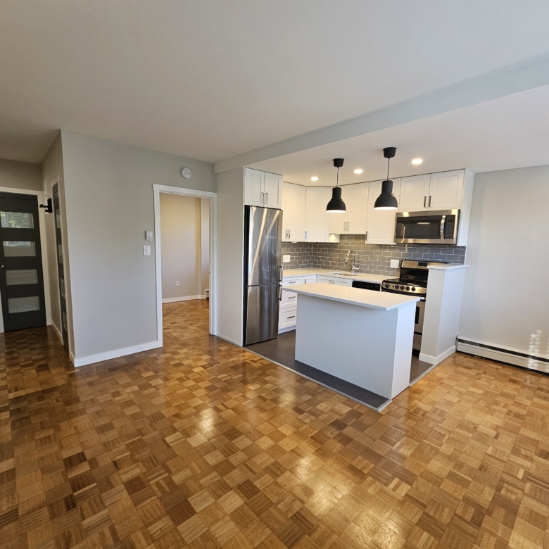 Bright Pet Friendly 1 Bedroom Unit In Fairview 