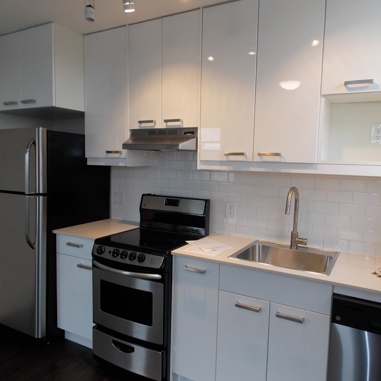 Pet Friendly 1 Bedroom Unit In Mount Pleasant
