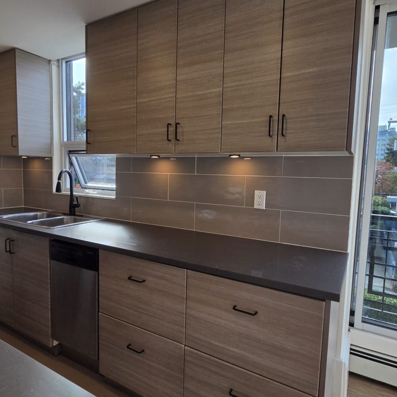 Pet Friendly 1 Bedroom Unit In South Granville