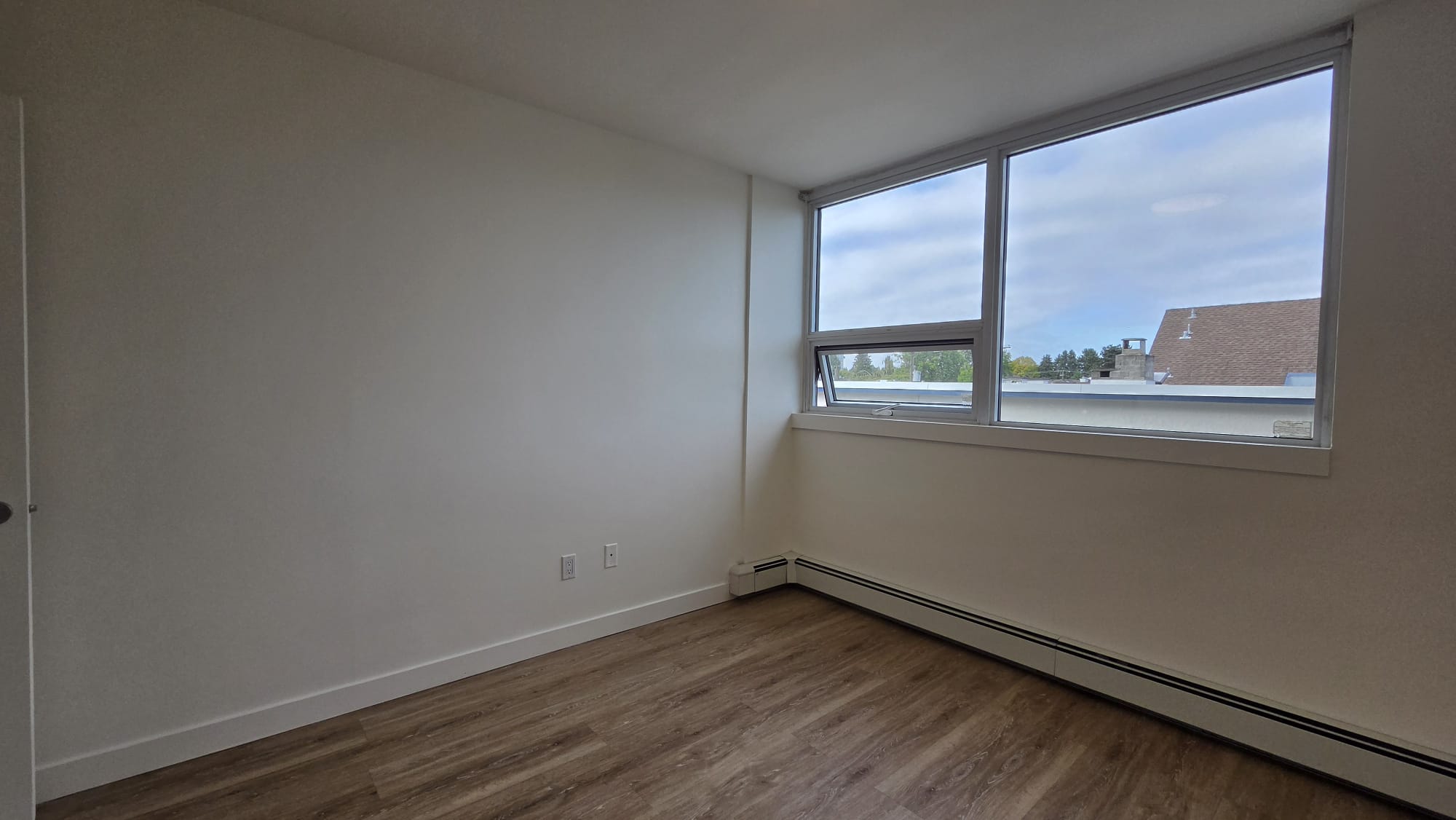 Pet Friendly 1 Bedroom Unit In South Granville