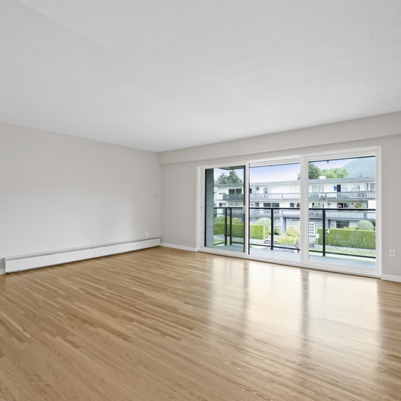 Welcome to Mountainview Off Lonsdale !