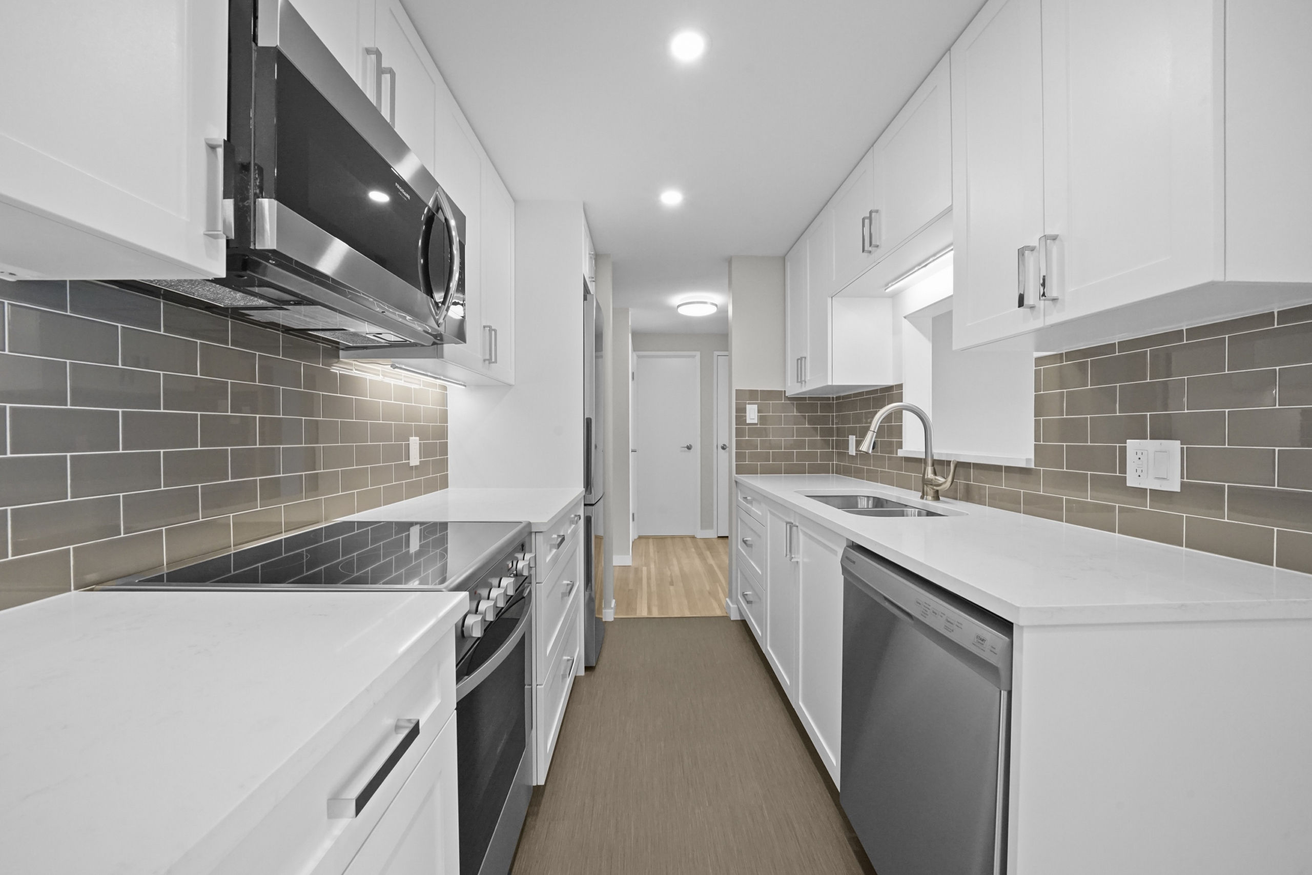 Welcome to Mountainview Off Lonsdale !